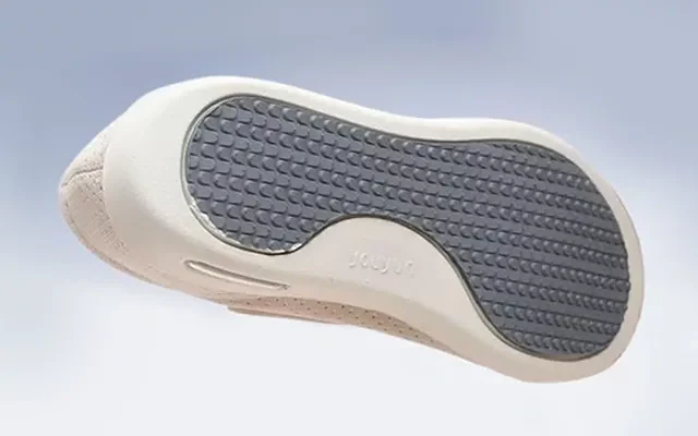 Wide Diabetic Shoes for Swollen Feet – Breathable & Supportive