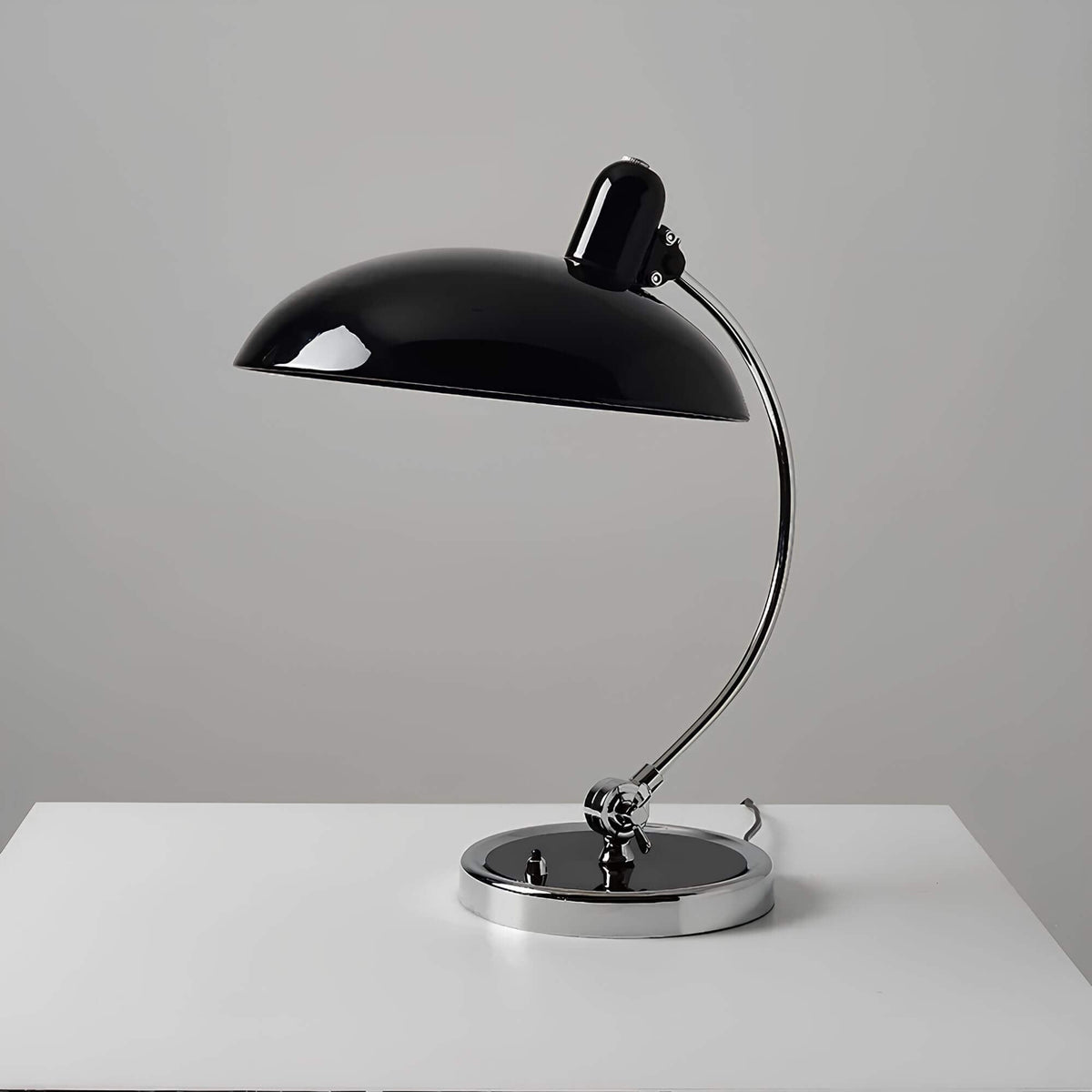 Scandinavian Wood Metal Table Lamp – Warm Light Desk Lamp
