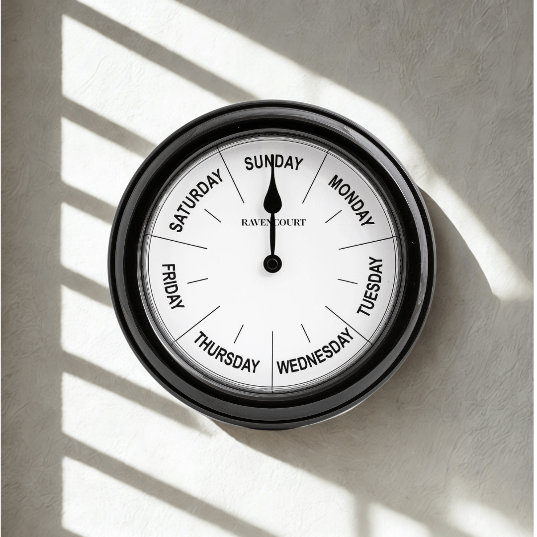 Days of the Week Clock – Easy-Read Dial for Daily Awareness