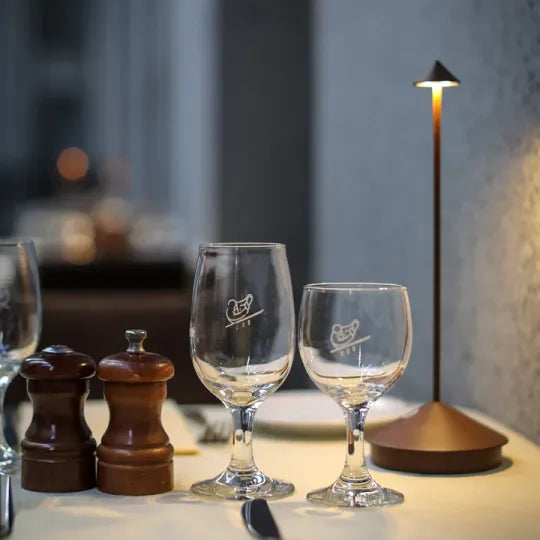 Wireless LED Table Lamp – Dimmable, Water-Resistant, USB Rechargeable
