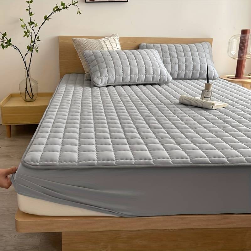 Waterproof Mattress Protector – Breathable Polyester Cover