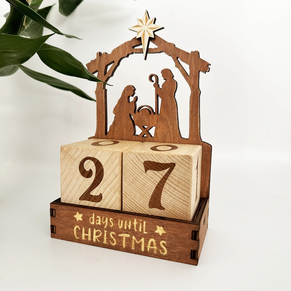 Wooden Advent Calendar – DIY Customizable Christmas Countdown