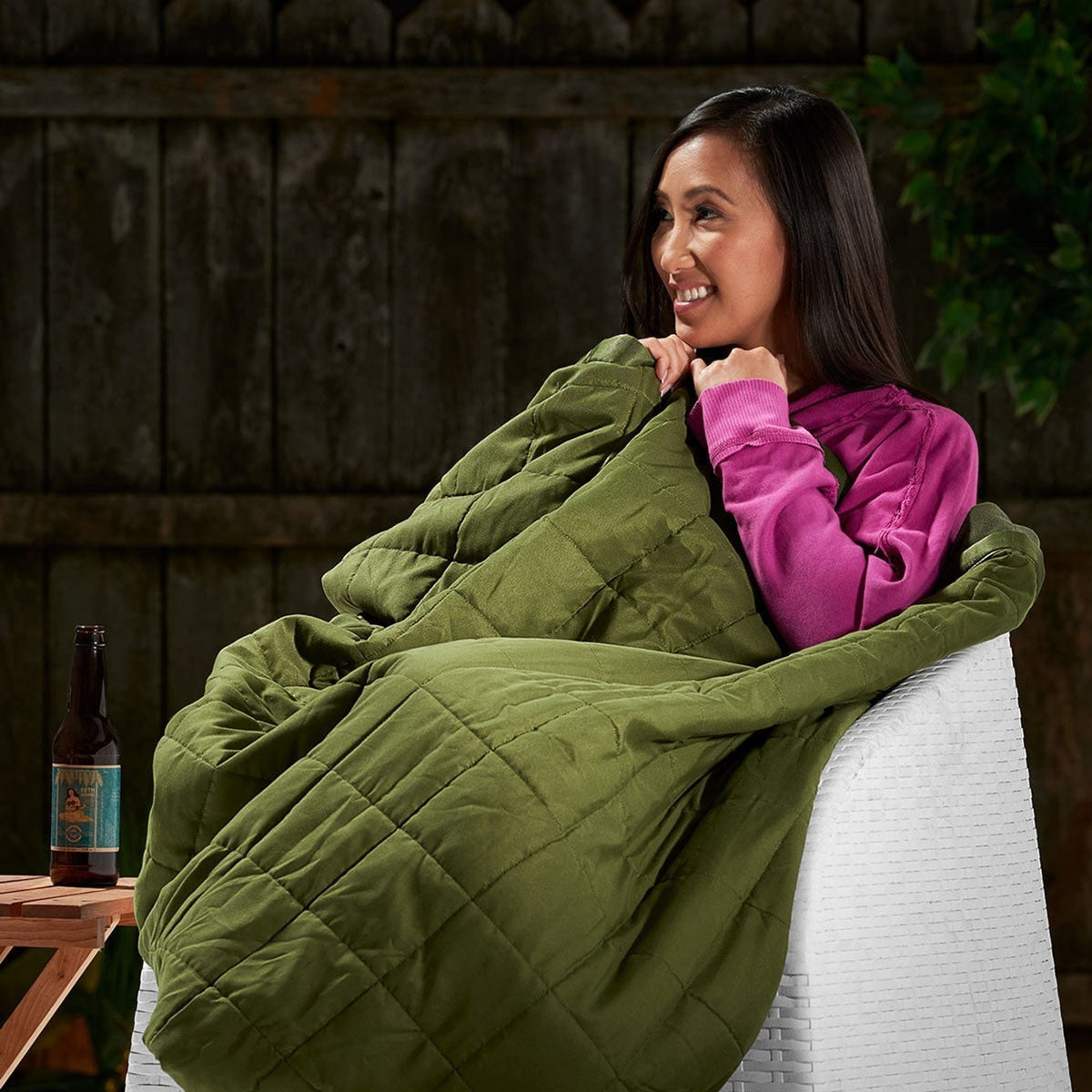 Portable Heated Blanket with Battery Power Bank – 10 Hour Runtime